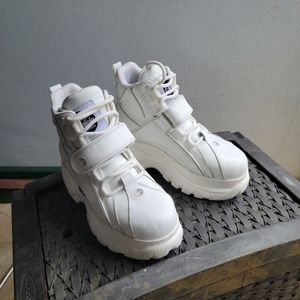 Buffalo London Lookalike White Hightops